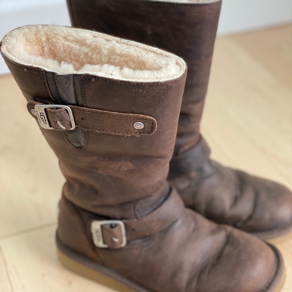UGG Leather Boots - Picture 4 of 4